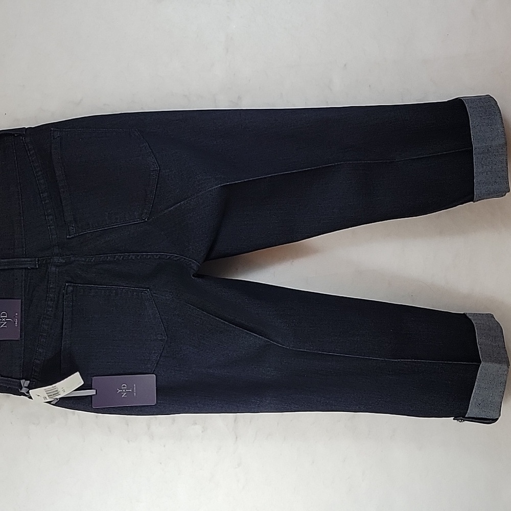 NWT NYDJ Dark Wash Cuffed Jeans - Dark Indigo Size 8 - Picture 8 of 8